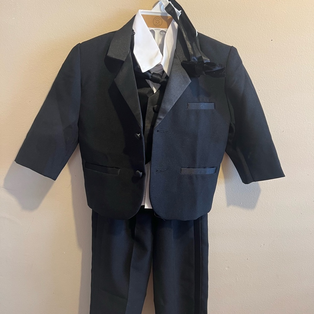 Children's Black Formal Tuxedo Suit with 2-Bow Ties, 5pc